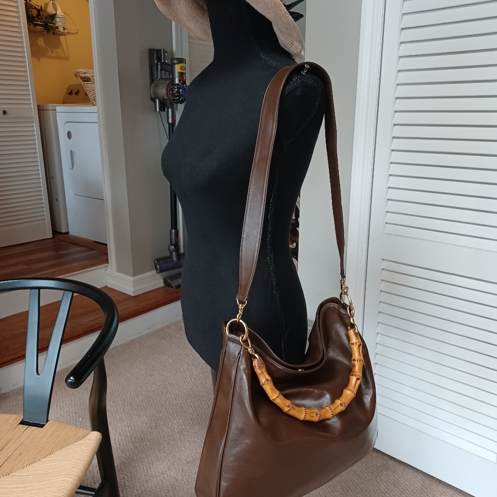 Gucci Classic Leather Bamboo Bag - Picture 2 of 16
